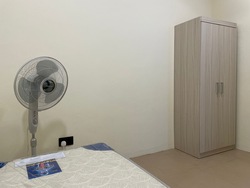 Heeton Park (D26), Terrace #376031801